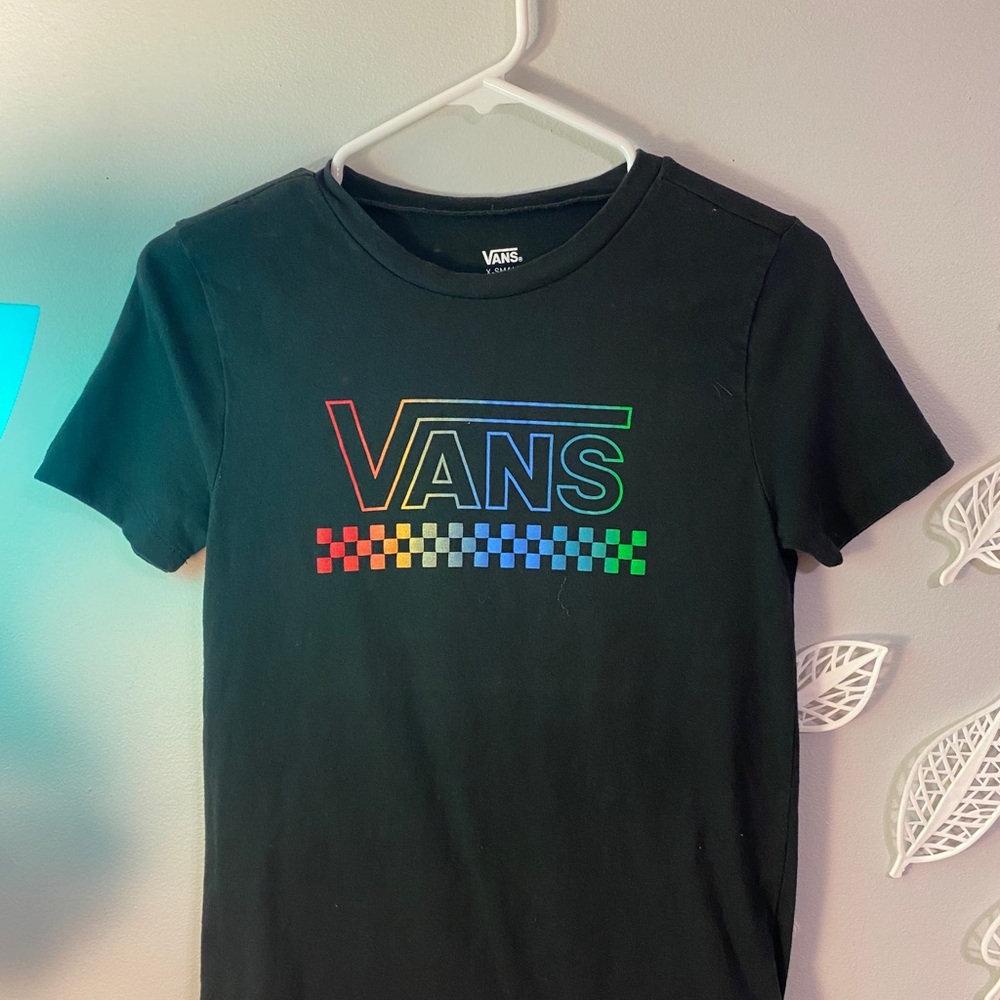 Black vans rainbow shirt